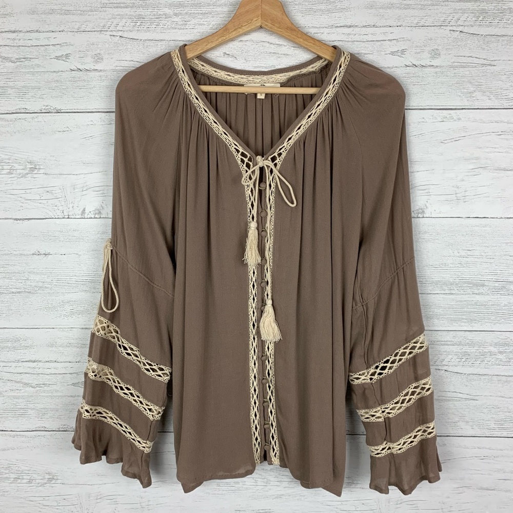 Entro//Boho Button Up With Tassel Crocheted Blouse